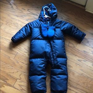 Columbia one piece snowsuit & matching mittens